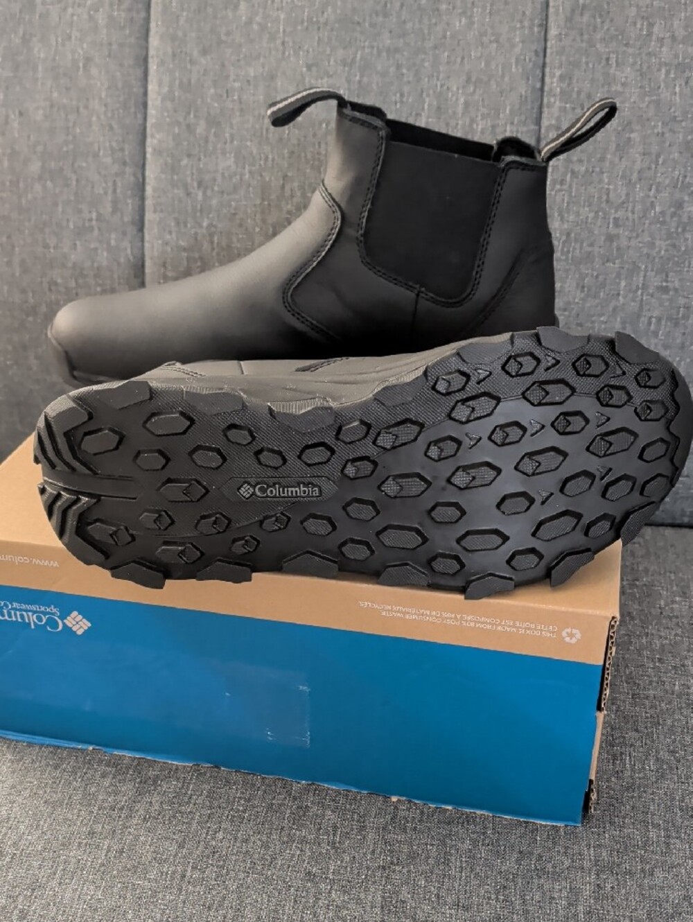 Columbia Men's Adventurer Chelsea Boots - Picture 5 of 6